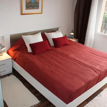Nika Apartman